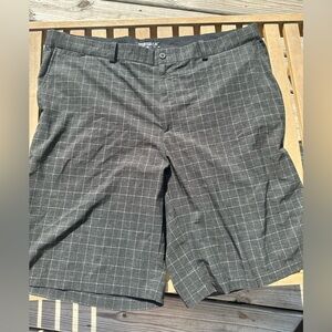 Men’s Nike Golf Shorts. Size 42